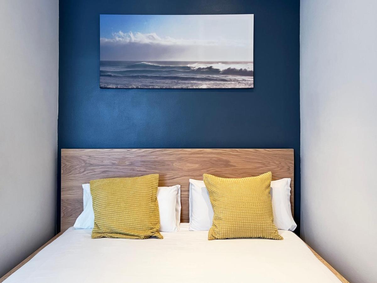 Stay U-Nique Apartments Travessera Barcelona Ngoại thất bức ảnh