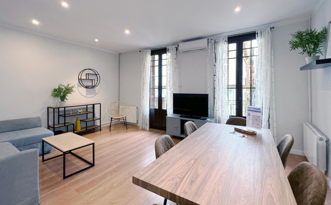 Stay U-Nique Apartments Travessera Barcelona Ngoại thất bức ảnh