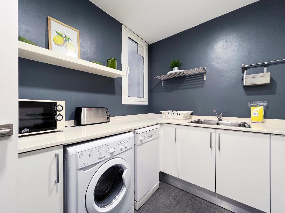 Stay U-Nique Apartments Travessera Barcelona Ngoại thất bức ảnh